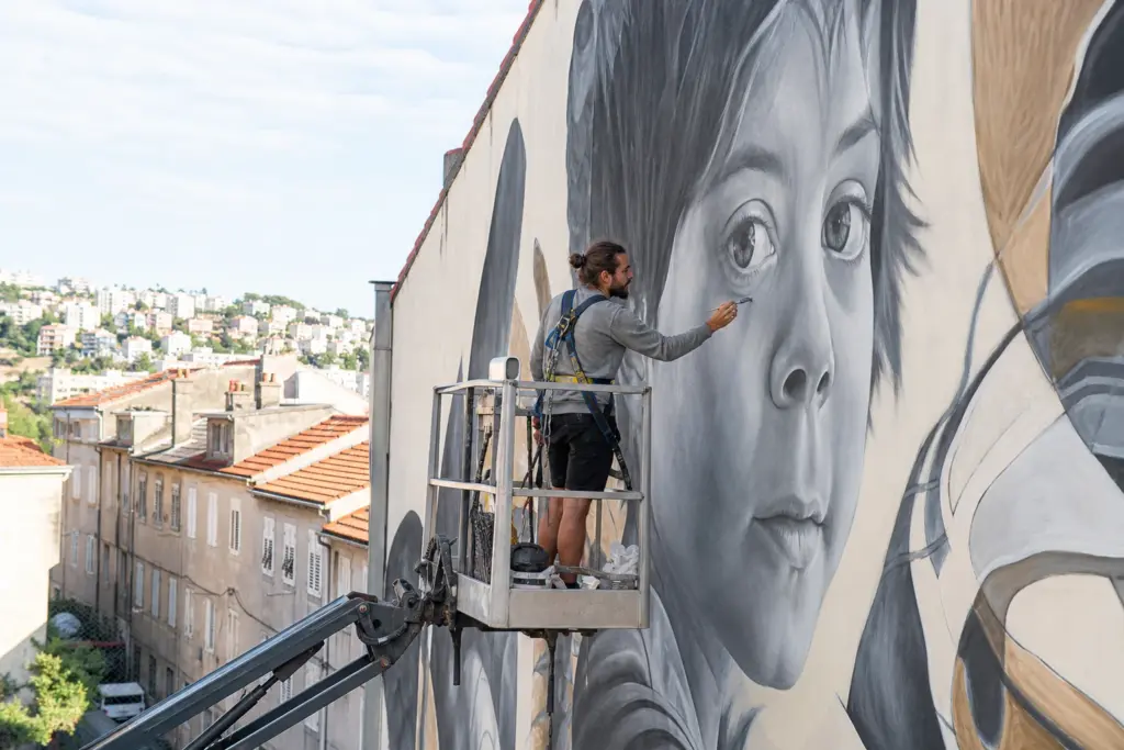 Kako nastaje veliki mural – od skice do zida